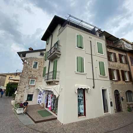 Apartmán Castello Mavino Sirmione Exteriér fotografie