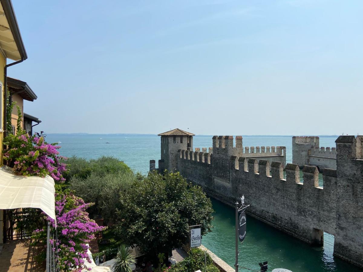 Apartmán Castello Mavino Sirmione Exteriér fotografie