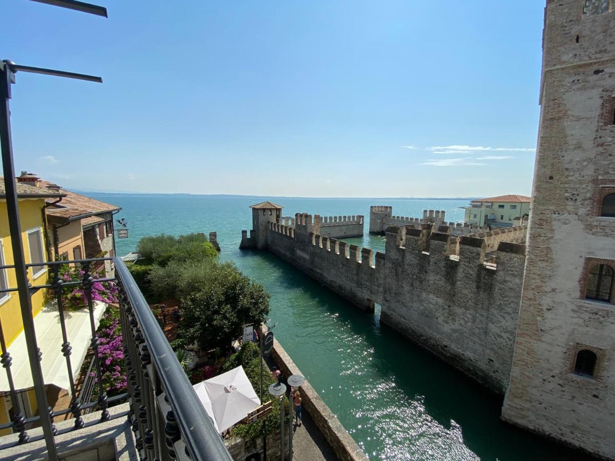 Apartmán Castello Mavino Sirmione Exteriér fotografie