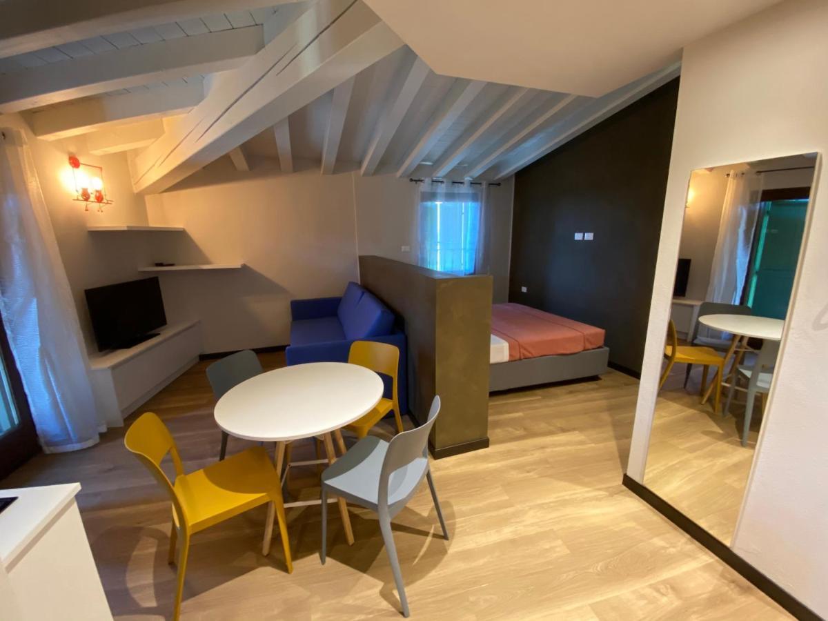 Apartmán Castello Mavino Sirmione Exteriér fotografie