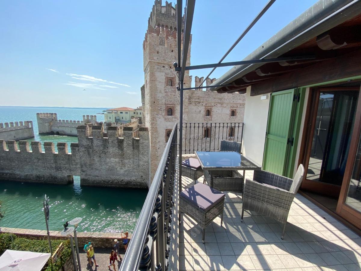 Apartmán Castello Mavino Sirmione Exteriér fotografie